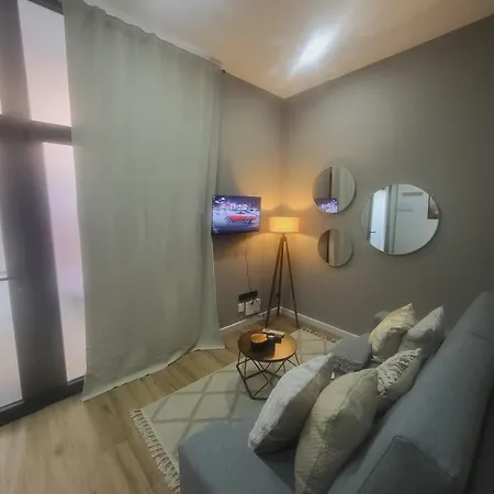 Апартаменты Charming Urban In Валенсия