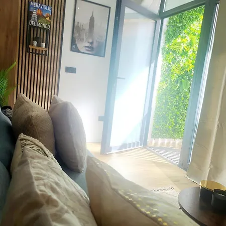 Апартаменты Charming Urban In Валенсия