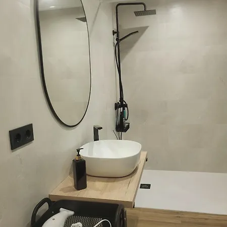 Charming Urban In Апартаменты Валенсия